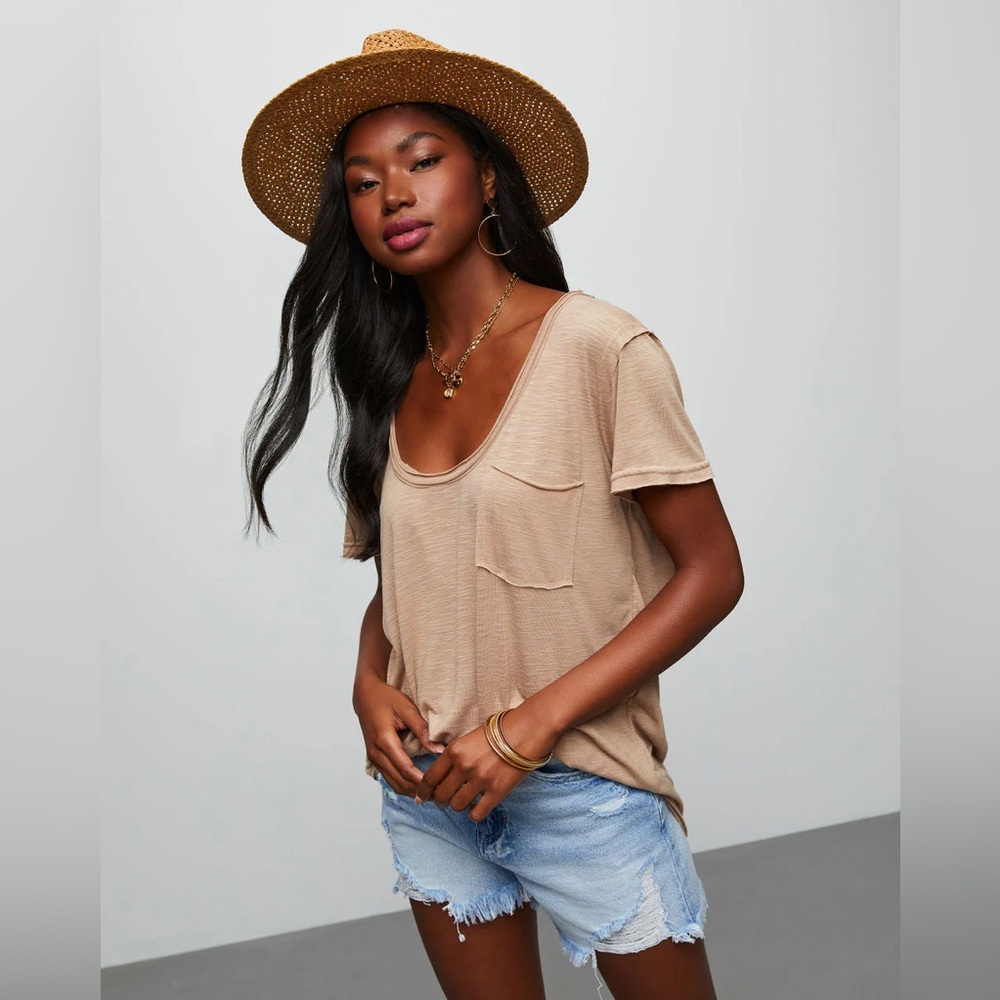 VICI Get Goin' Scoop Neck Pocket Tee